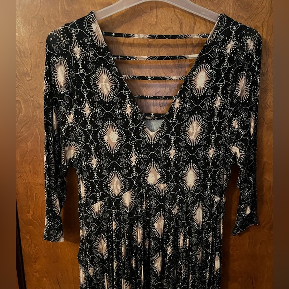 COPY - Beauty and the Beast dress - Picture 4 of 4